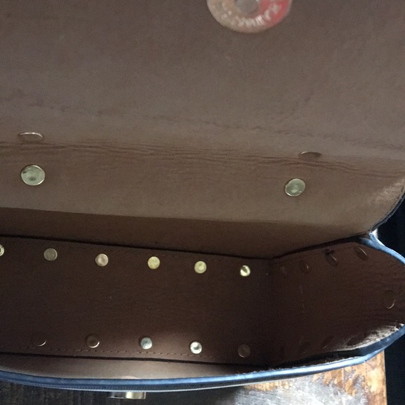 Purse - Picture 2 of 3